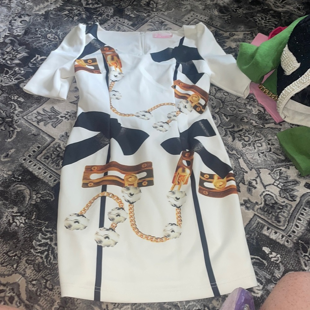 Women’s dress